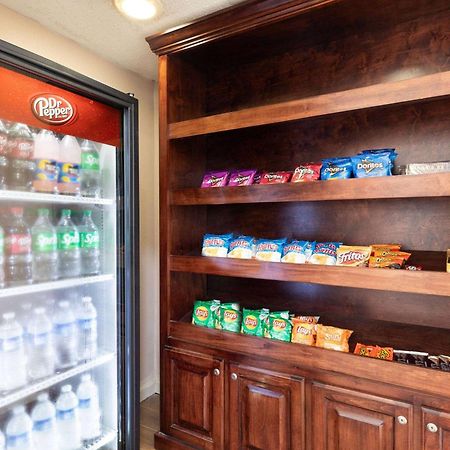 La Quinta Inn By Wyndham Decatur Alabama Εξωτερικό φωτογραφία