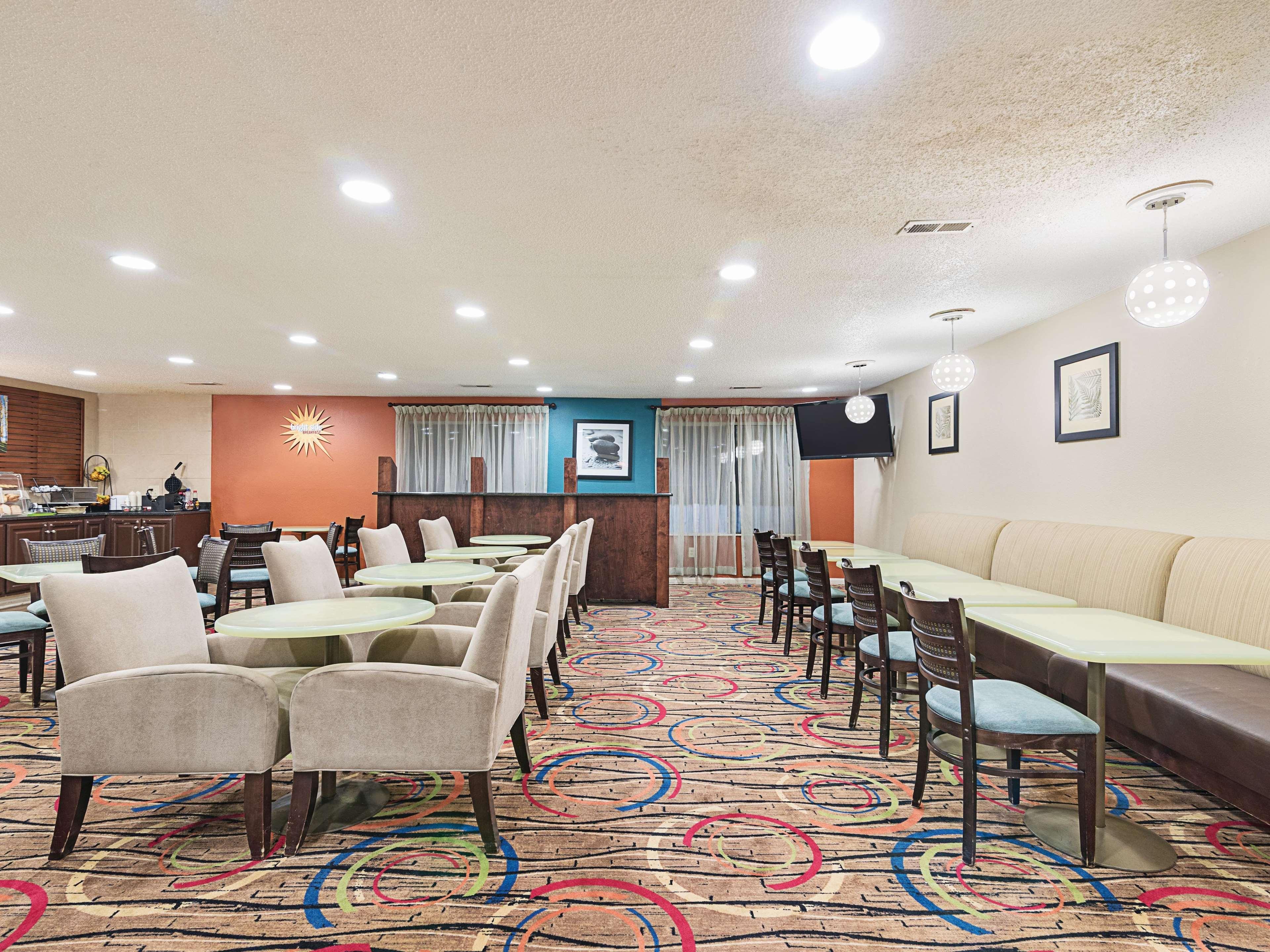 La Quinta Inn By Wyndham Decatur Alabama Εξωτερικό φωτογραφία