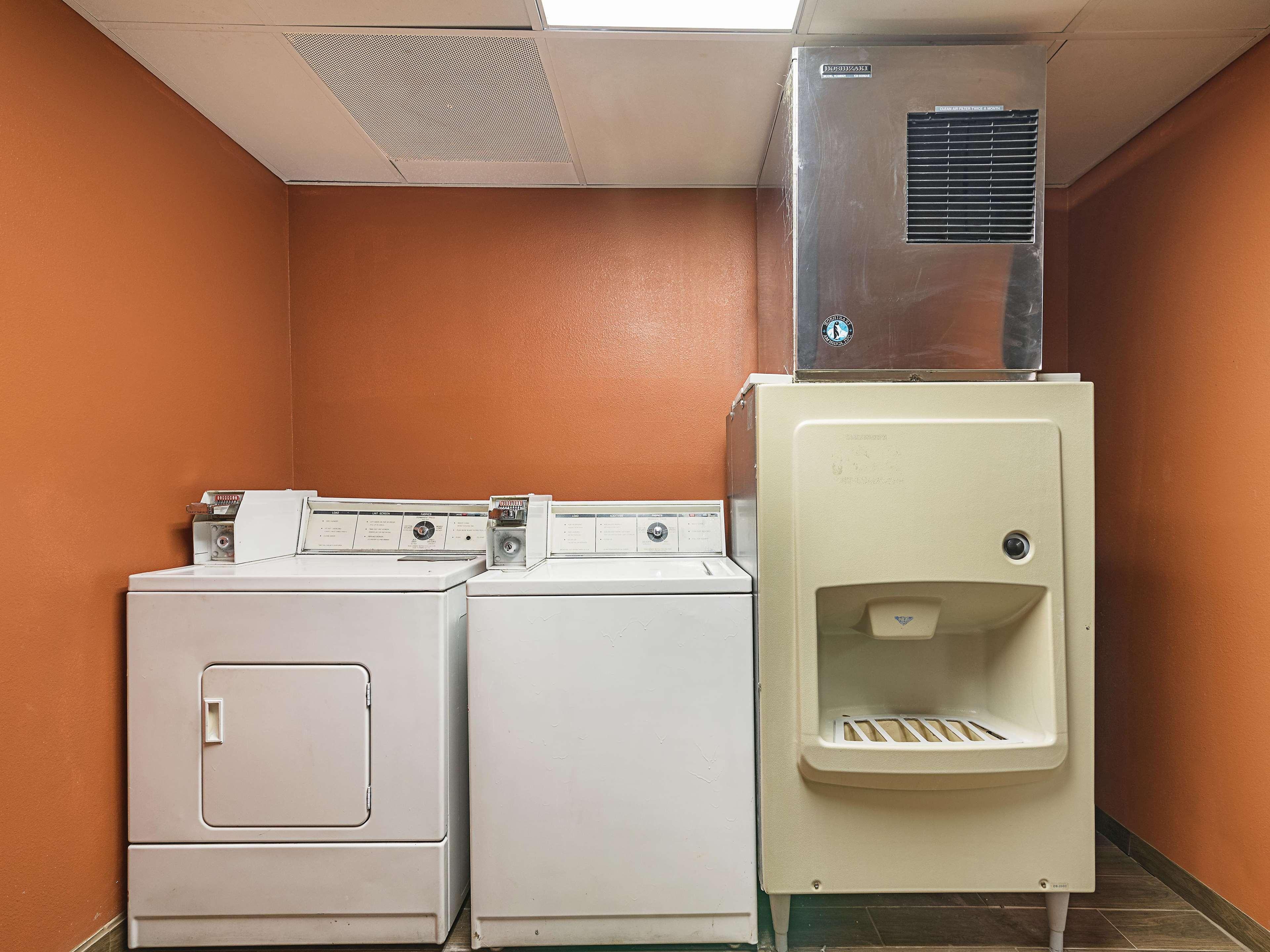 La Quinta Inn By Wyndham Decatur Alabama Εξωτερικό φωτογραφία