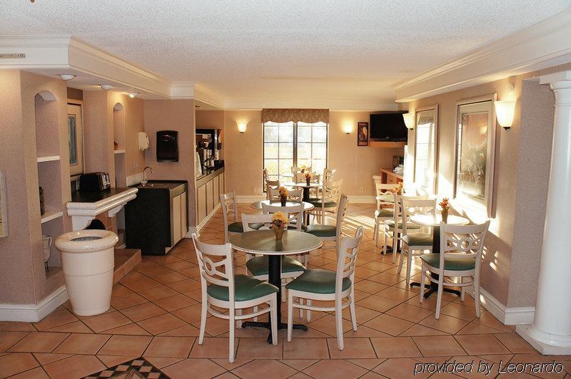 La Quinta Inn By Wyndham Decatur Alabama Εξωτερικό φωτογραφία