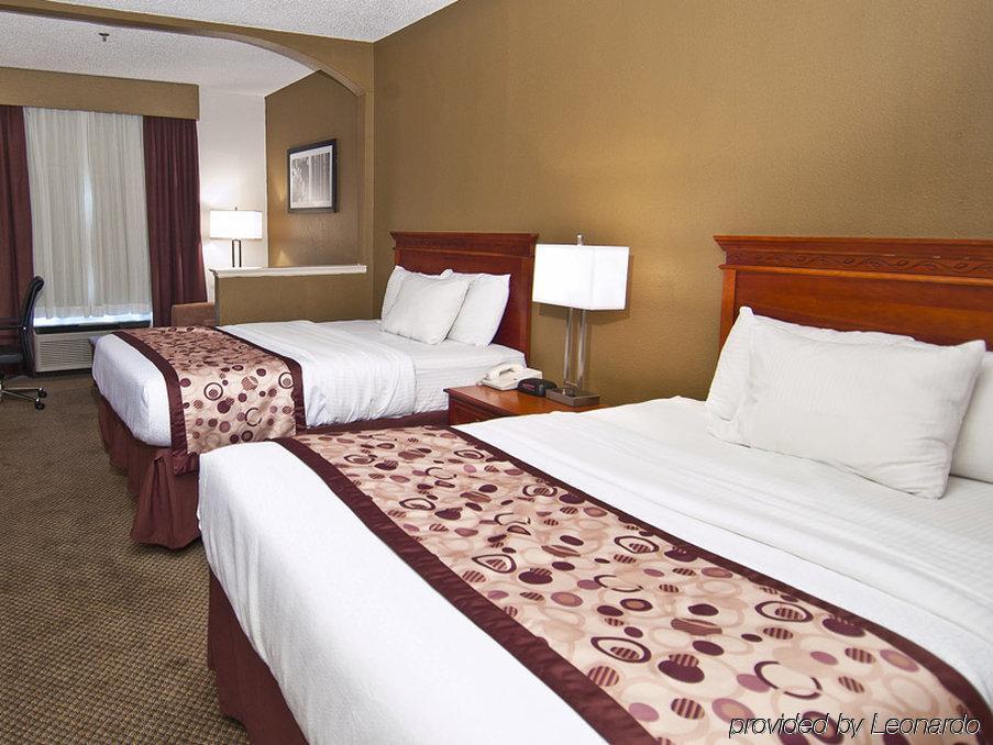 La Quinta Inn By Wyndham Decatur Alabama Δωμάτιο φωτογραφία